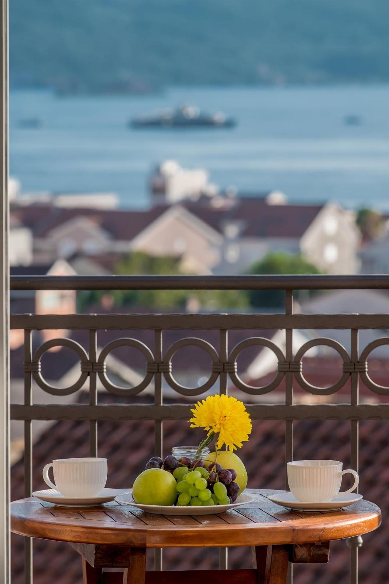 Luxury Apartments Ivanovic Tivat Exterior foto