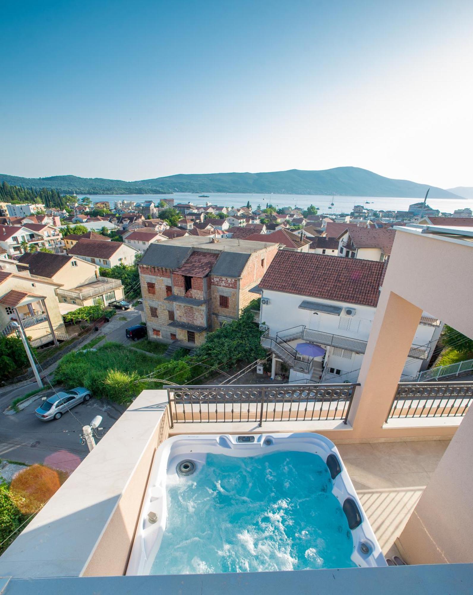 Luxury Apartments Ivanovic Tivat Exterior foto